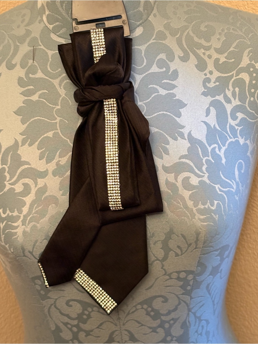Rhinestone-Trim Black necktie necklace